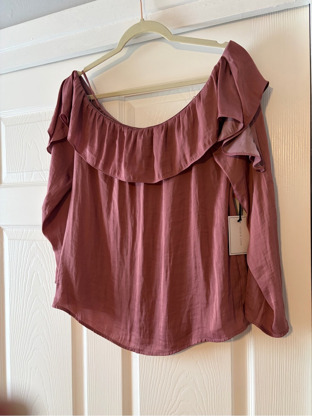 1. State Mauve Off-Shoulder Ruffle Blouse - Picture 4 of 6